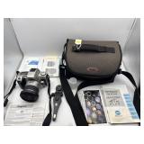VINTAGE MINOLTA 35MM CAMERA WITH CASE