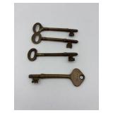4 ANTIQUE BRASS KEYS