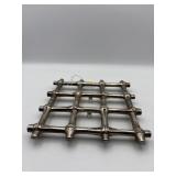METAL BAMBOO LOOK TRIVET