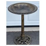 PLASTIC BIRDBATH