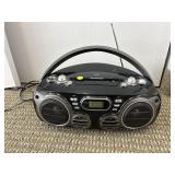 SYLVANIA PORTABLE AM/FM RADIO CD PLAYER