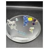 MIRRORED TRAY OF SMALL GLASS ANIMALS