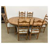 MAPLE DINING TABLE W 6 CHAIRS AND 3 LEAVES