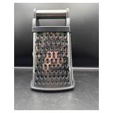 STAINLESS GRATER