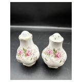 ROYAL ALBERT 'LAVENDER ROSE' SALT AND PEPPER SET