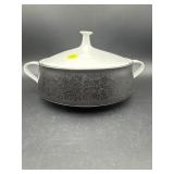 NORITAKE 'MIRANO' COVERED VEGGIE DISH
