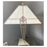 MODERN STAINED GLASS TABLE LAMP