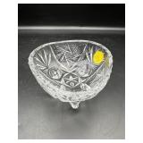 3 FOOTED PINWHEEL CRYSTAL DISH