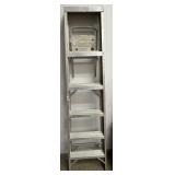 6 FT ALUMINIUM STEP LADDER