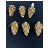 6 COMPOSITION PINE CONES