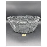 MODERN EGG BASKET