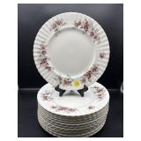 12 ROYAL ALBERT 'LAVENDER ROSE' DINNER PLATES