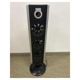 WHIRLPOOL TOWER FAN WITH 3 FANS HAS WORKING REMOTE
