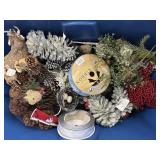 LARGE TOTE FULL OF WREATH DECOR