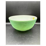 VINTAGE GREEN PYREX BOWL