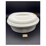 STONE WHITE COVERED CASSEROLE