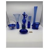 SELECTION OF BLUE GLASS ITEMS