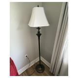 MODERN FLOOR LAMP