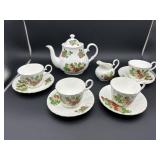 ROYAL STUART STRAWBERRY TEA SET