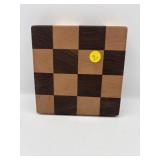 SMALL WOODEN CHEESE BOARD OR HOT PLATE