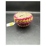 SMALL WOVEN BASKET