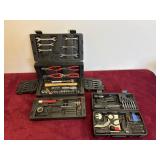 TOOL SET IN FOLDING TOOL BOX