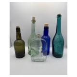 SELECTION OF DECORATIVE BOTTLES