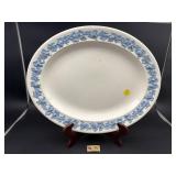 WEDGWOOD LAVENDER ON CC PLATTER