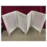 STAND ALONE PET GATE/ROOM DIVIDER