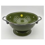 GREEN METAL STRAINER