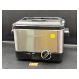 SMALL CUISINART DEEP FRYER