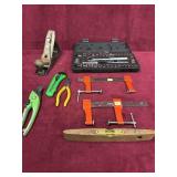 TOOL LOT