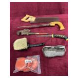 TOOL LOT