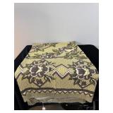 WOVEN BEDSPREAD