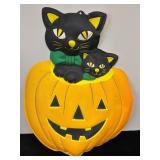 VINTAGE VACUFORM HALLOWEEN PLASTIC PUMPKIN