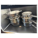 3 TRAMONTINA POTS 1 MEYER POT AND 1 STRAINER