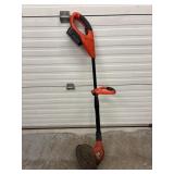 BLACK AND DECKER WHIPPER SNIPPER