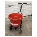 MASTERCRAFT 55 LB LAWN SEEDER/FERTILIZER