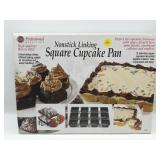 NEW SQUARE CUPCAKE PAN -NORPRO
