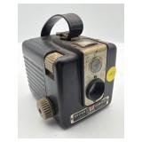 VINTAGE KODAK BROWNIE HAWKEYE CAMERA