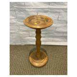 SMALL WOODEN PLANT STAND