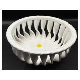 HAND -MADE POTTERY WOVEN BASET