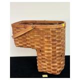 STAIR BASKET