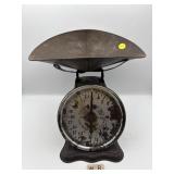 ANTIQUE SCALE - TRINER SCALE