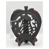 VINTAGE TRIVET