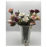 SELECTION OF VINTAGE PORCELAIN AND SHELL ROSES