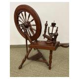 ANTIQUE SPINNING WHEEL