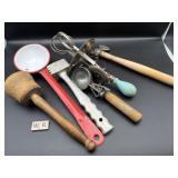 SELECTION OF VINTAGE KITCHEN UTENSILS