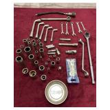 COLLECTION OF ASSORTED TOOLS