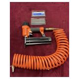 SMALL AIR BRAD NAILER AND HOSE